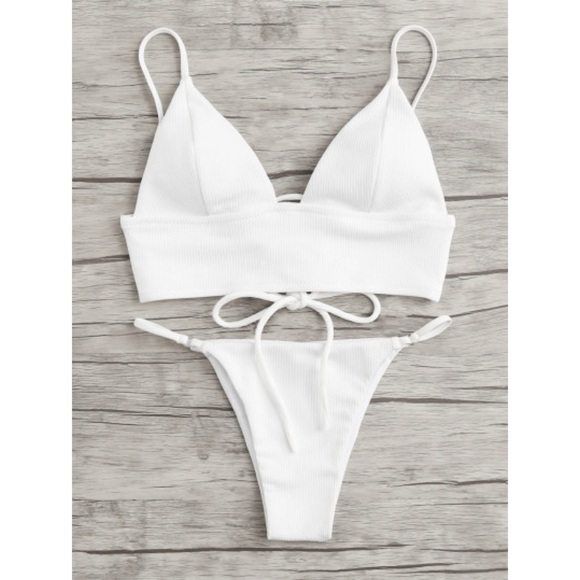 Unbranded Other - Bikini White Textured Size L NWT